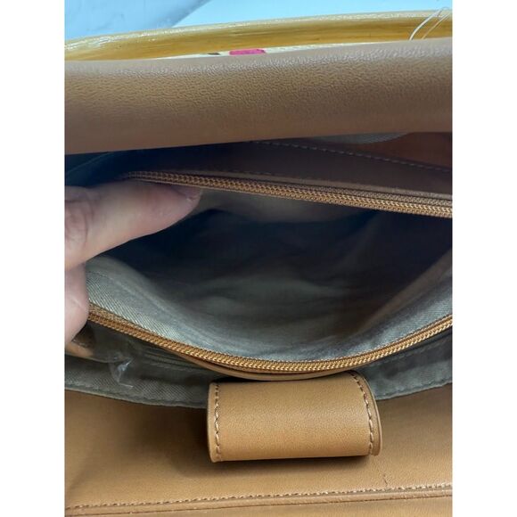 Fossil hand/shoulder Bag Charm, Detachable Strap - Picture 6 of 9